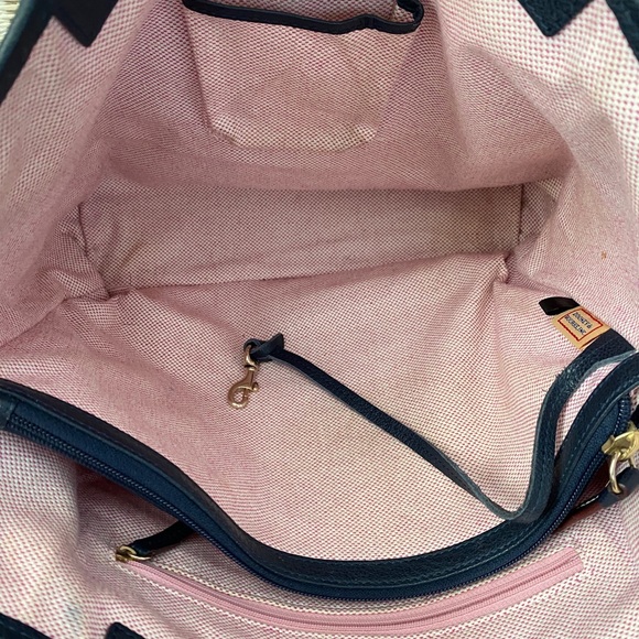 Dooney & Bourke handbag - Picture 6 of 12
